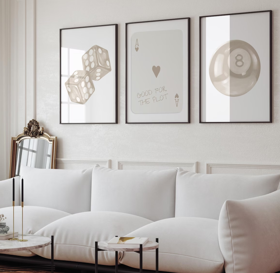 סט 3 תמונות - טוב עבור העלילה